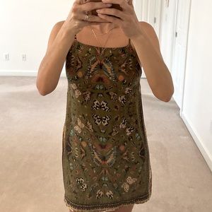 FARM Rio mini dress size M but runs like a small.